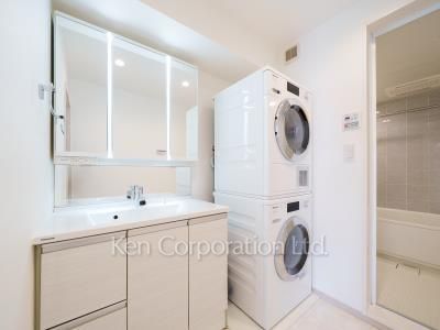 パウダールーム