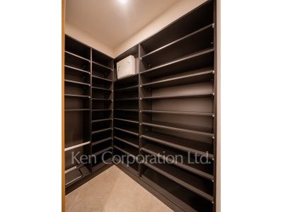ザ・パークハウス千代田六番町の写真 シューズインクローゼット