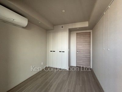 マスターベッドルーム