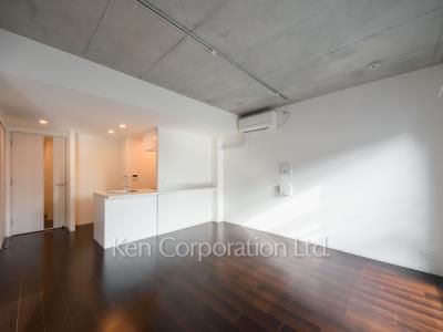 居室（LDなど） ※2階の同じ間取タイプを撮影。仕様が異なることがあります。