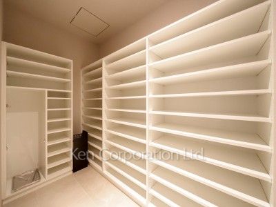 the UPPERHOUSE SHIROKANEの写真 シューズインクローゼット