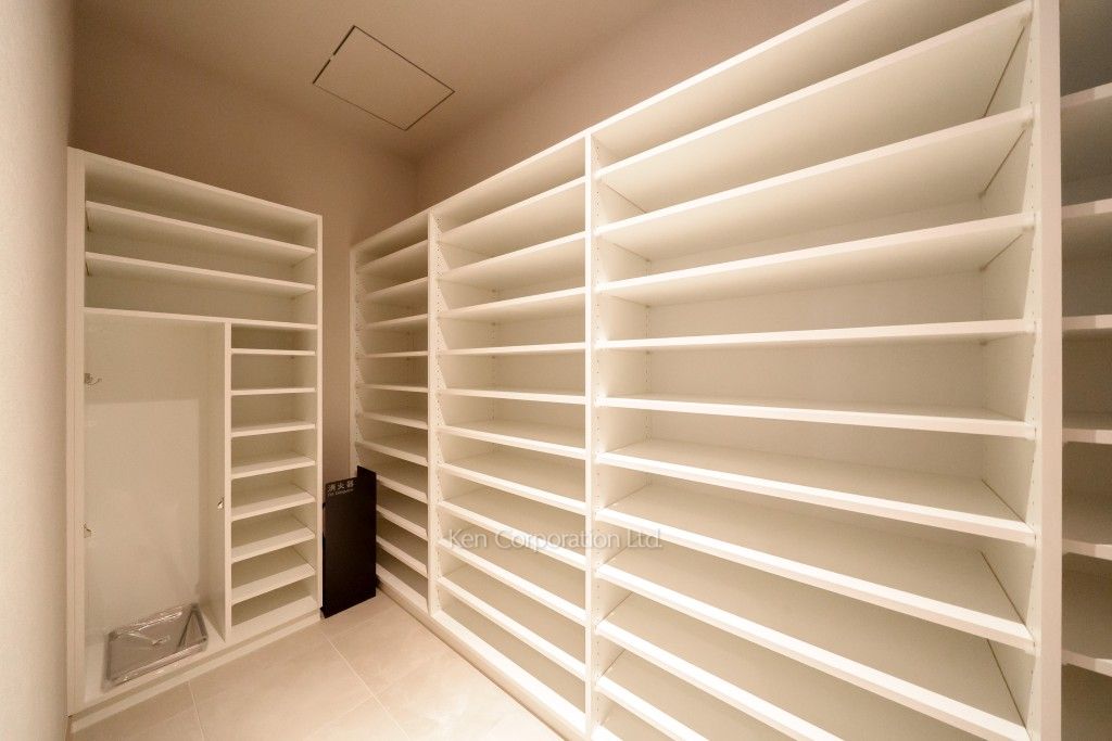 the UPPERHOUSE SHIROKANEの写真 シューズインクローゼット