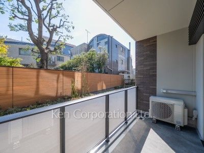 the UPPERHOUSE SHIROKANEの写真 バルコニー