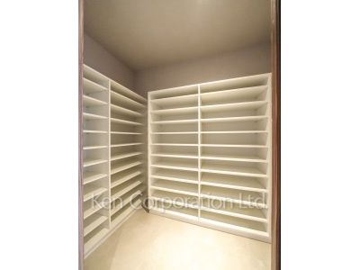 the UPPERHOUSE SHIROKANEの写真 シューズインクローゼット