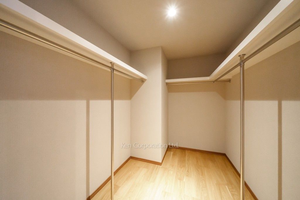 the UPPERHOUSE SHIROKANEの写真 ウォークインクローゼット