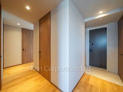 the UPPERHOUSE SHIROKANEの写真 玄関