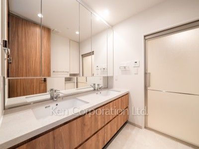 the UPPERHOUSE SHIROKANEの写真 パウダールーム