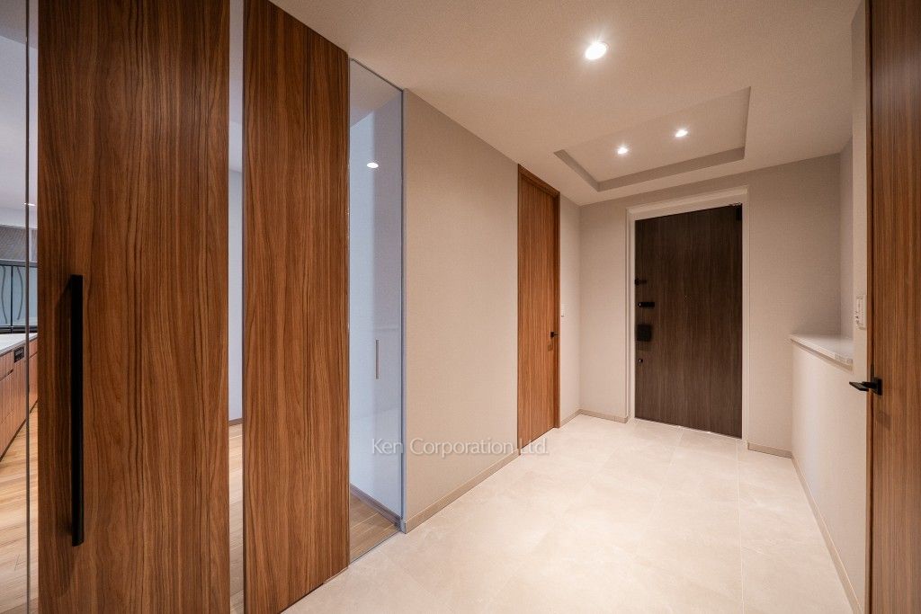 the UPPERHOUSE SHIROKANEの写真 玄関