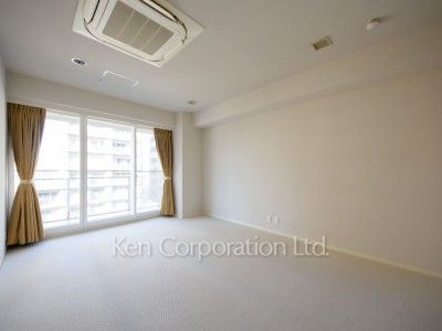 マスターベッドルーム