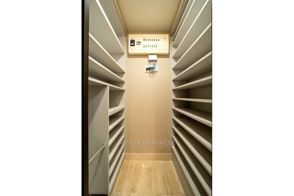 シティタワー大崎ステーションフロントの写真 シューズインクローゼット