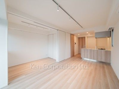 イプセ白金台の写真 居室（LDなど） ※4階の同じ間取タイプを撮影。仕様が異なることがあります。