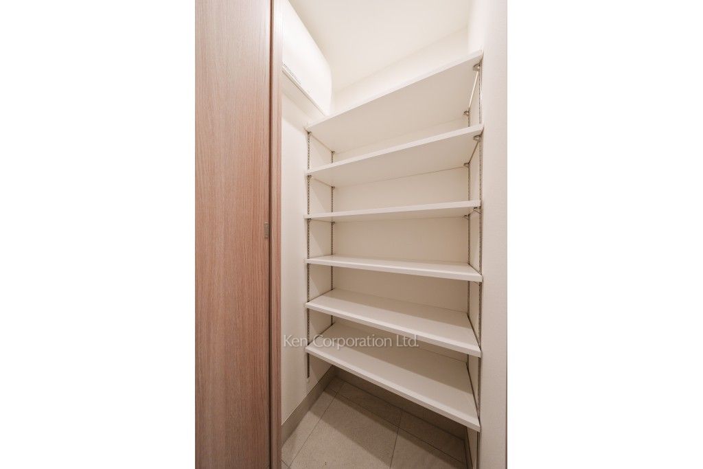 イプセ白金台の写真 シューズインクローゼット