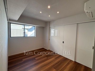 マスターベッドルーム