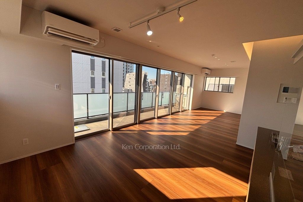 TOMIGAYA East Gardenの写真 居室（LDなど）