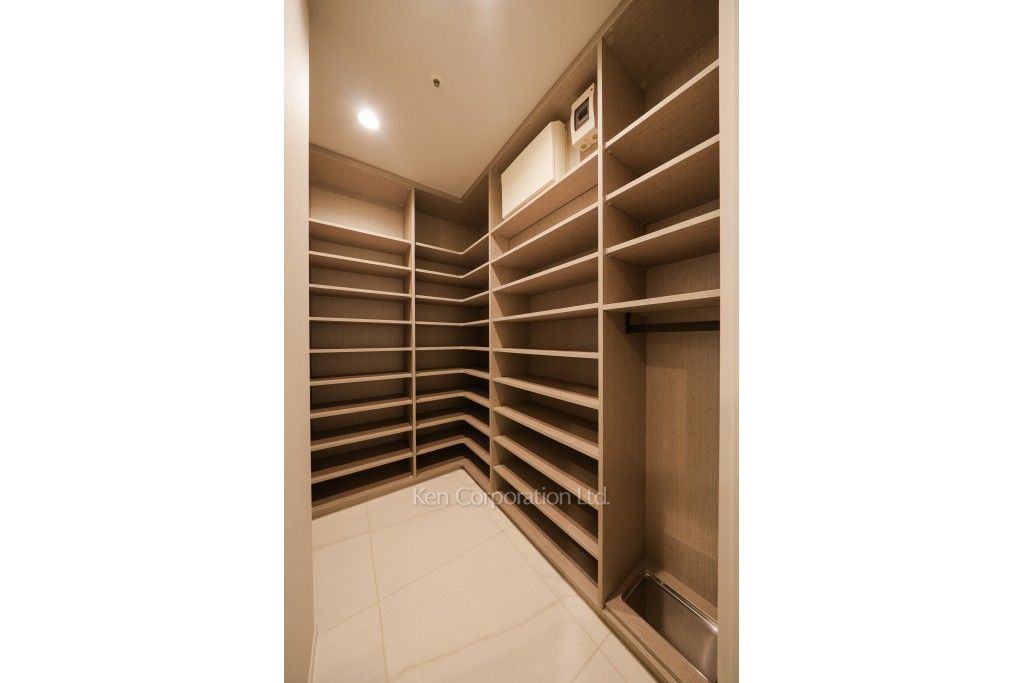 三田ガーデンヒルズイーストヒルの写真 シューズインクローゼット