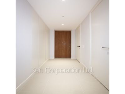 麻布台ヒルズ レジデンスBの写真 玄関 ※写真・画像は実際と異なる場合がございます。部屋写真は同一タイプのものです。（ただし、画像中にタイプ名の記載がある場合はその記載内容を優先します。）