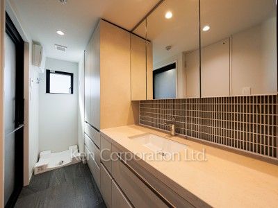 THE GRANDUO FUTAKOTAMAGAWAの写真 パウダールーム ※4階の同じ間取タイプを撮影。仕様が異なることがあります。