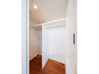 THE GRANDUO FUTAKOTAMAGAWAの写真 クローゼット