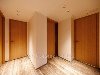 プラウド神宮前の写真 玄関