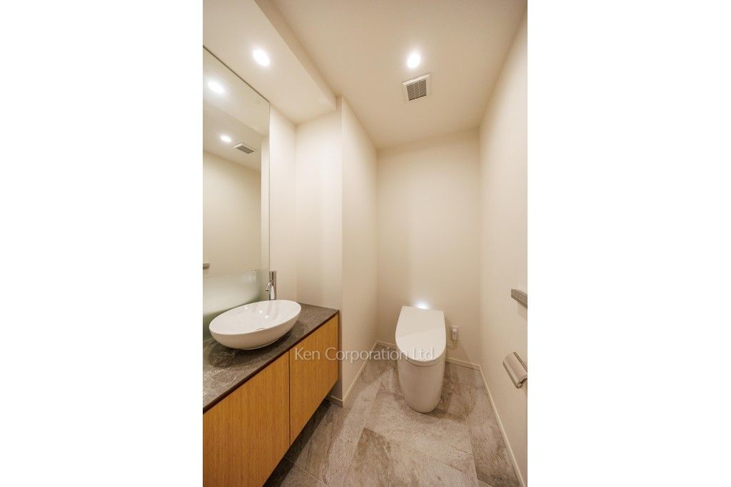 プラウド神宮前の写真 トイレ