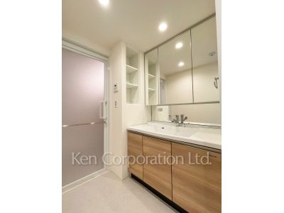 パウダールーム ※2階の同じ間取タイプを撮影。仕様が異なることがあります。