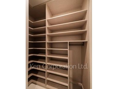 三田ガーデンヒルズ サウスヒルの写真 シューズインクローゼット