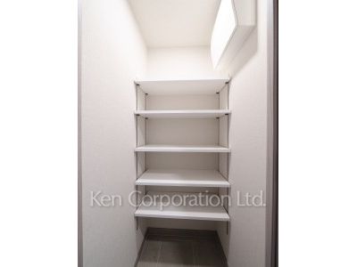 シューズインクローゼット ※11階の同じ間取タイプを撮影。仕様が異なることがあります。