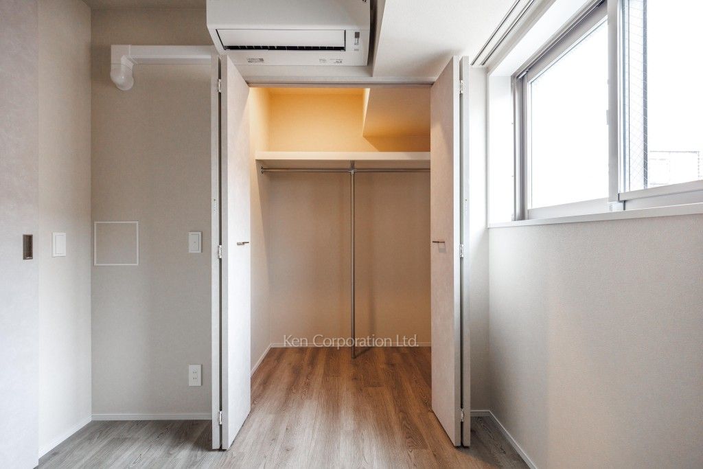 Urban Breeze 恵比寿の写真 ウォークインクローゼット ※9階の同じ間取タイプを撮影。仕様が異なることがあります。
