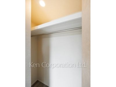 Urban Breeze 恵比寿の写真 クローゼット ※11階の同じ間取タイプを撮影。仕様が異なることがあります。