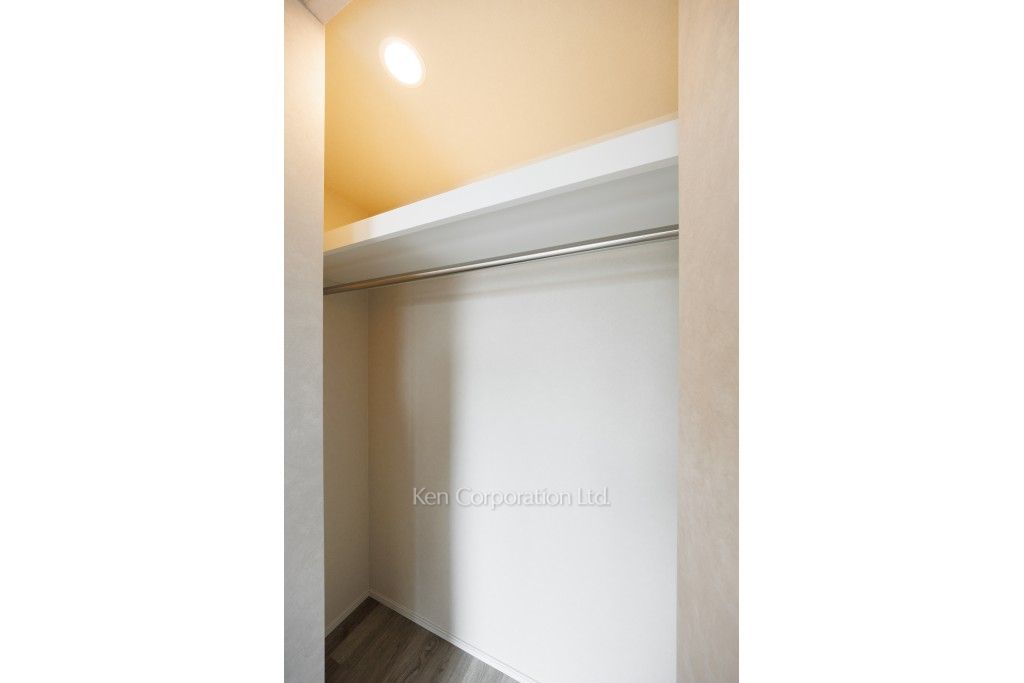 Urban Breeze 恵比寿の写真 クローゼット ※11階の同じ間取タイプを撮影。仕様が異なることがあります。