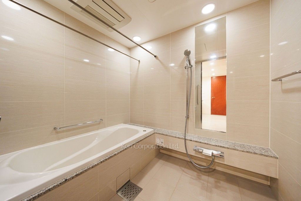 ブランズ六番町の写真 バスルーム