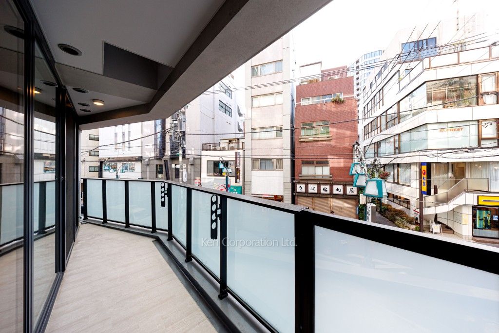 TOMIGAYA West GARDENの写真 バルコニー