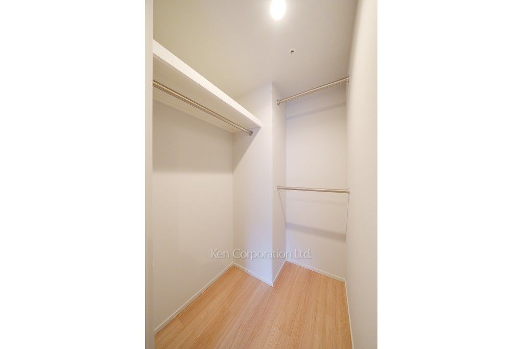 三田ガーデンヒルズイーストヒルの写真 ウォークインクローゼット