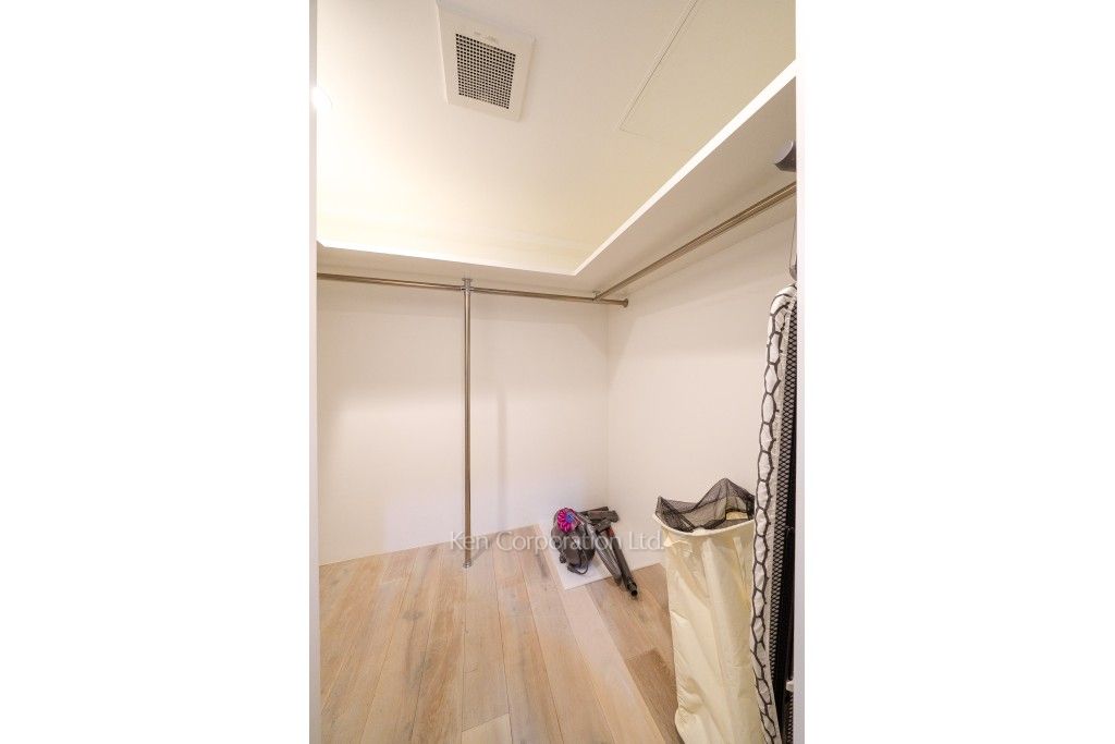 ヒルハイツ代官山の写真 ウォークインクローゼット　クローゼット　※家具家電付