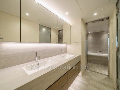 パウダールーム