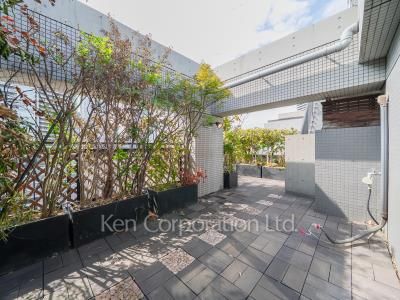 ルーフバルコニー