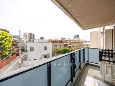 GLOBE NISHIAZABUの写真 バルコニー