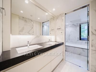 パウダールーム