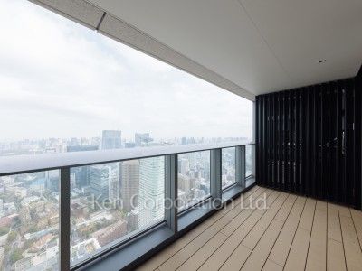 麻布台ヒルズ レジデンスBの写真 バルコニー