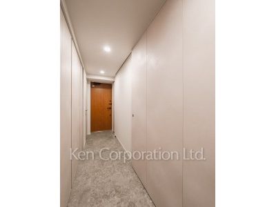 プラウド神田の写真 玄関