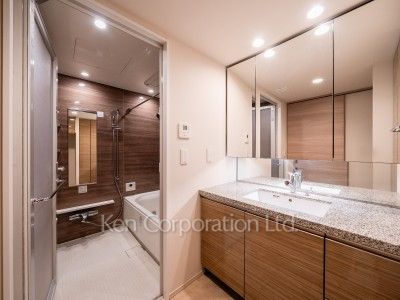 パウダールーム