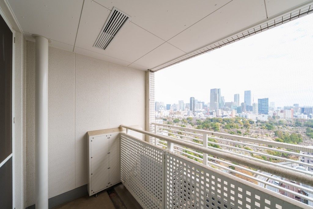 青山ザ・タワーの写真 バルコニー