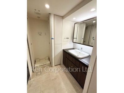 パウダールーム