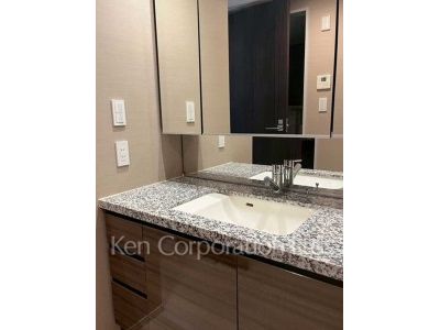 パウダールーム