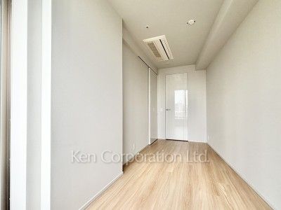 マスターベッドルーム