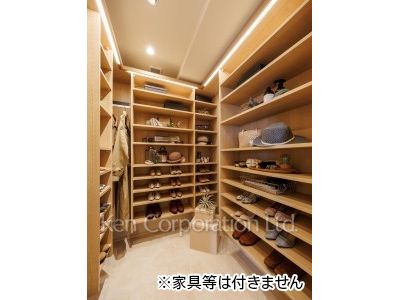シューズインクローゼット　※家具等は付きません