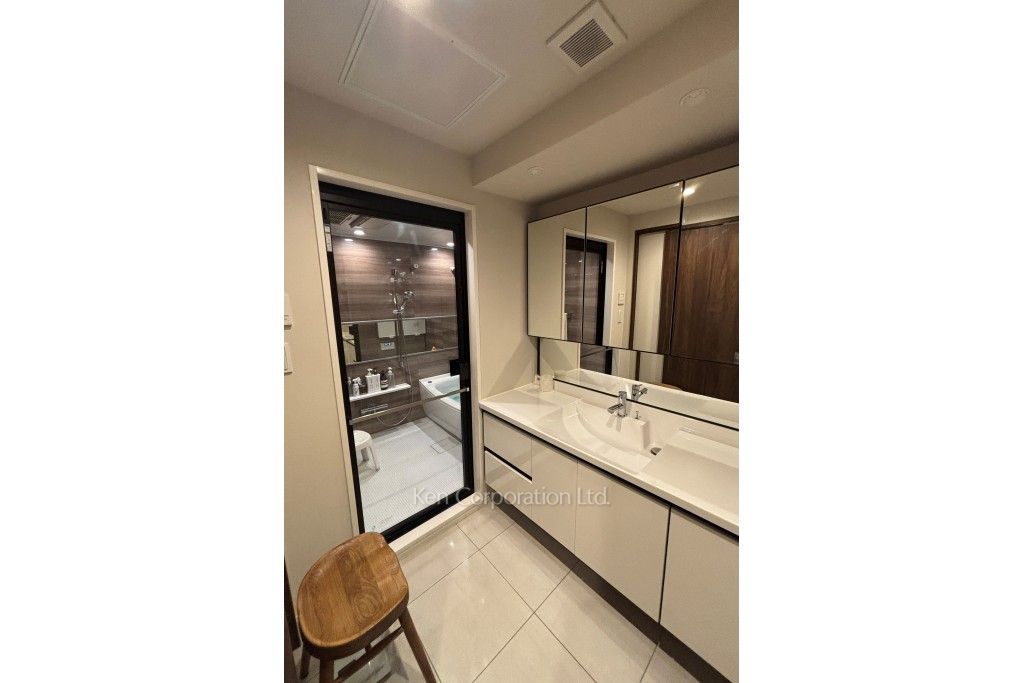 ソプラタワーの写真 パウダールーム　※家具等は付きません