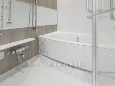 JIYUGAOKA MUSE SQUARE THE RESIDENCEの写真 バスルーム ※8階の同じ間取タイプを撮影。仕様が異なることがあります。