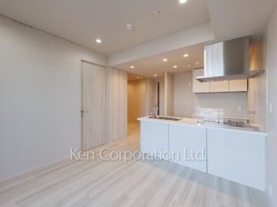 JIYUGAOKA MUSE SQUARE THE RESIDENCEの写真 居室（LDなど） ※11階の同じ間取タイプを撮影。仕様が異なることがあります。