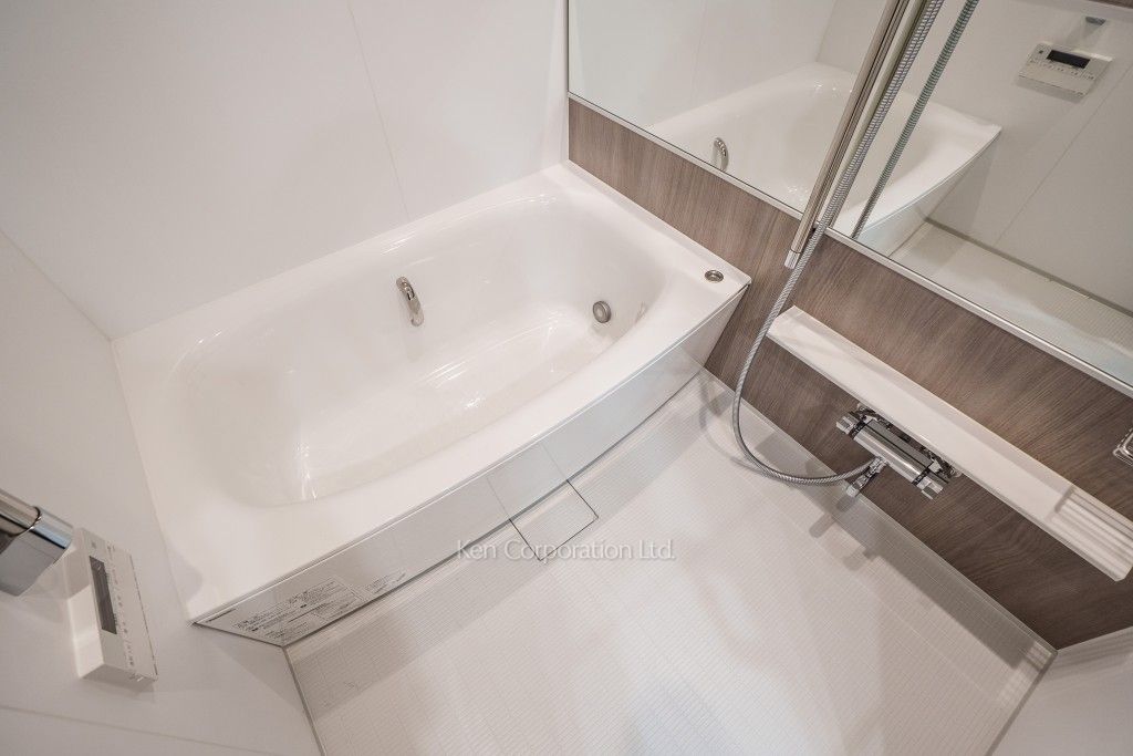 JIYUGAOKA MUSE SQUARE THE RESIDENCEの写真 バスルーム ※14階の同じ間取タイプを撮影。仕様が異なることがあります。